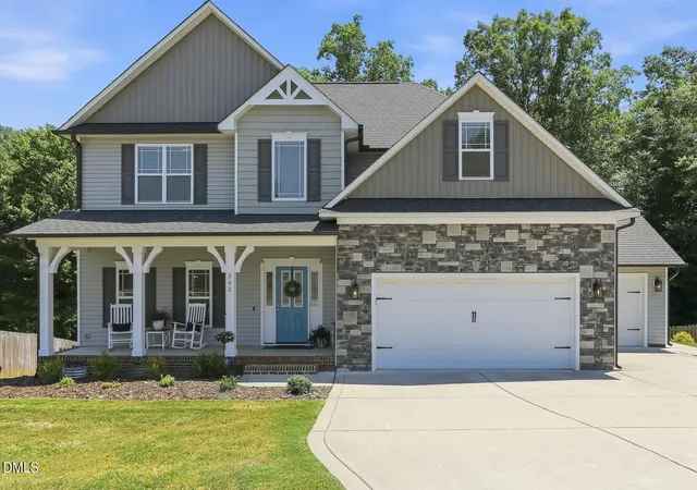 Photo 2 of Sale Pending at 242 Summit Overlook Dr, Clayton, NC 27527 | MLS# 10168791 | Listing updated on 2026-07-18