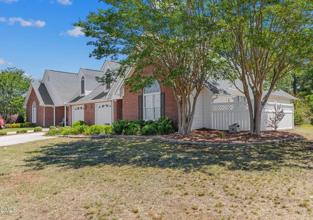 Photo 2 of Single family home for sale at 103 Chadbury Dr, Dunn, NC 28334 | MLS# 10164677 | Listing updated on 2026-09-03