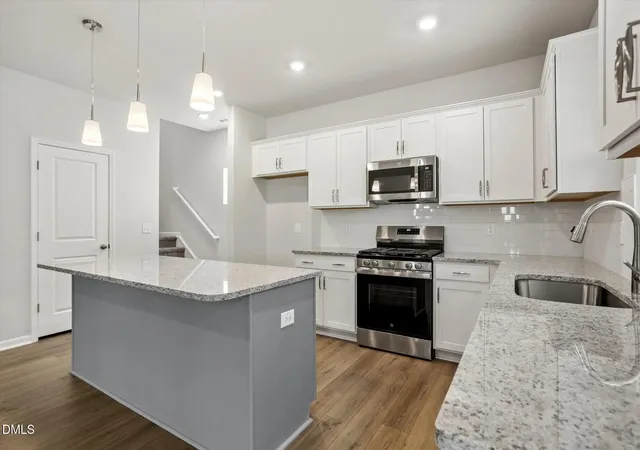 Photo 5 of Single family home for sale at 164 Sugarmaple Way, Youngsville, NC 27596 | MLS# 10164694 | Listing updated on 2026-09-05