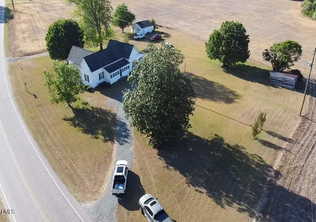 Photo 4 of Single family home for sale at 5898 Old US Hwy 421, Lillington, NC 27546 | MLS# 10164738 | Listing updated on 2026-07-18