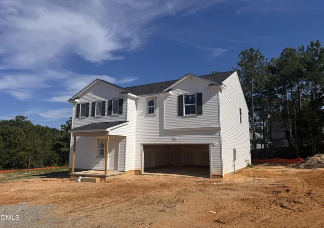 Photo 3 of Single family home for sale at 114 Colorado Ct, Spring Lake, NC 28390 | MLS# 10165244 | Listing updated on 2026-09-05