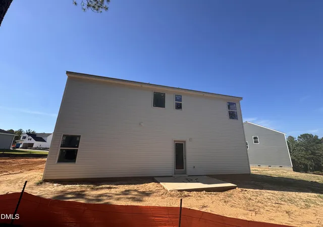Photo 4 of Single family home for sale at 114 Colorado Ct, Spring Lake, NC 28390 | MLS# 10165244 | Listing updated on 2026-09-05