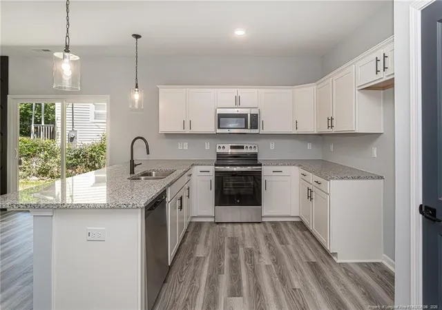 Photo 4 of Single family home for sale at 237 Windsor Dr, Fayetteville, NC 28301 | MLS# 761947 | Listing updated on 2026-09-15