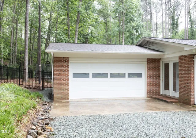 Photo 3 of Single Family Residence at 603 Oak Hl Rd, Pittsboro, NC 27312 | MLS# 10165684 | | Sold on 2026-06-11