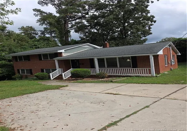 2nd image of 2415 Raeford Rd, Fayetteville, NC 28305 | MLS# 761895