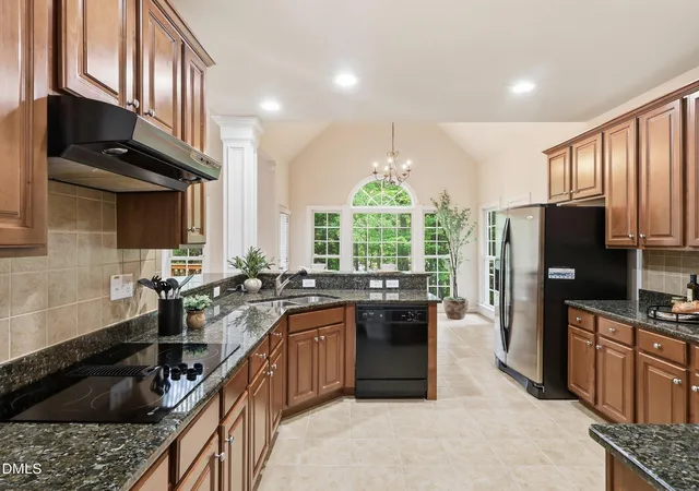 Homes for sale in Fuquay Varina, NC | 905 Babbling Creek Ln, Fuquay Varina, NC 27526 | MLS# 10166800