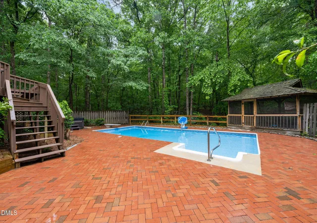 Photo 3 of Single Family Residence at 203 Mel Oaks Dr, Chapel Hill, NC 27516 | MLS# 10166012 | | Sold on 2026-06-30