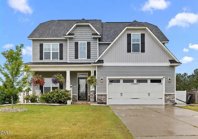 Photo 2 of Single family home for sale at 44 Pond Mountain Dr, Clayton, NC 27520 | MLS# 10165867 | Listing updated on 2026-09-08