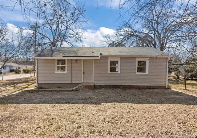 2nd image of 518 S Cool Spring St, Fayetteville, NC 28301 | MLS# 762040