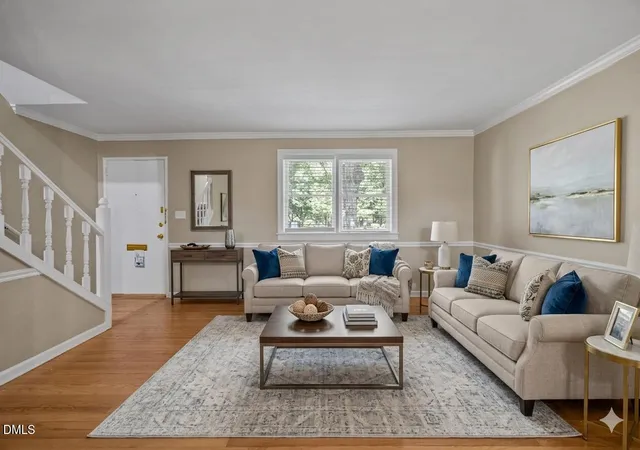 3rd image of 917 Saint Marys St, Raleigh, NC 27605 | MLS# 10165602