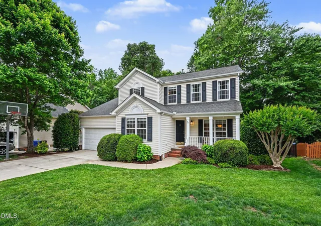 Photo 3 of Single Family Residence at 609 Palafox Dr, Chapel Hill, NC 27516 | MLS# 10165927 |  | Sold on 2026-06-15