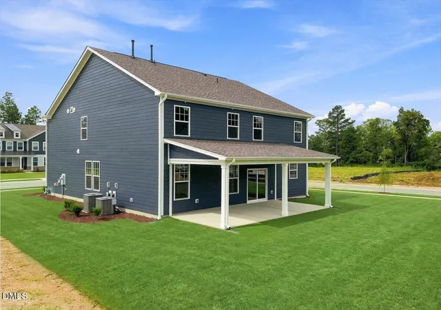 Photo 4 of Single family home for sale at 1420 Green Cypress Dr, Zebulon, NC 27597 | MLS# 10166248 | Listing updated on 2026-09-02