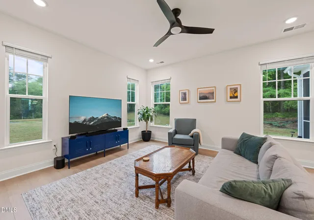 Photo 4 of Single family home for sale at 1114 Caswell Way Ct, Durham, NC 27703 | MLS# 10165889 | Listing updated on 2026-09-24