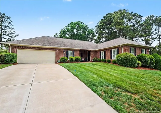 4th image of 1004 Wentworth Ct, Sanford, NC 27330 | MLS# 761839