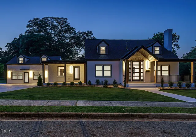 2nd image of 316 Barbour St, Clayton, NC 27520 | MLS# 10165235