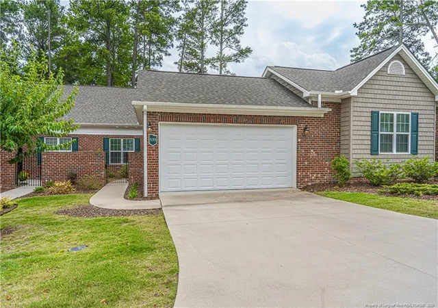 Homes for sale in Aberdeen, NC | 535 Lighthorse Circle, Aberdeen, NC 28315 | MLS# 762008