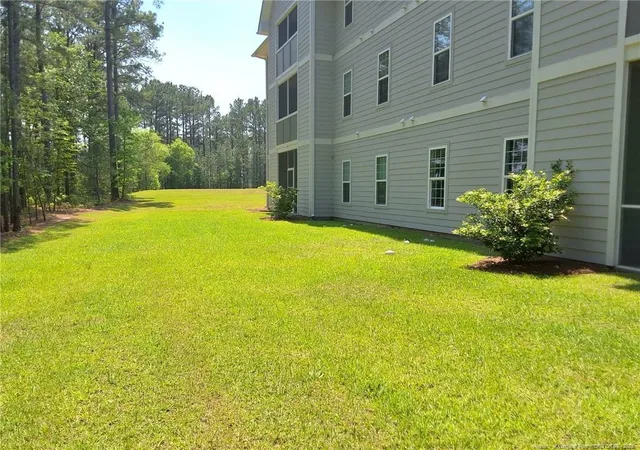 5th image of 260 Gallery Dr, Spring Lake, NC 28390