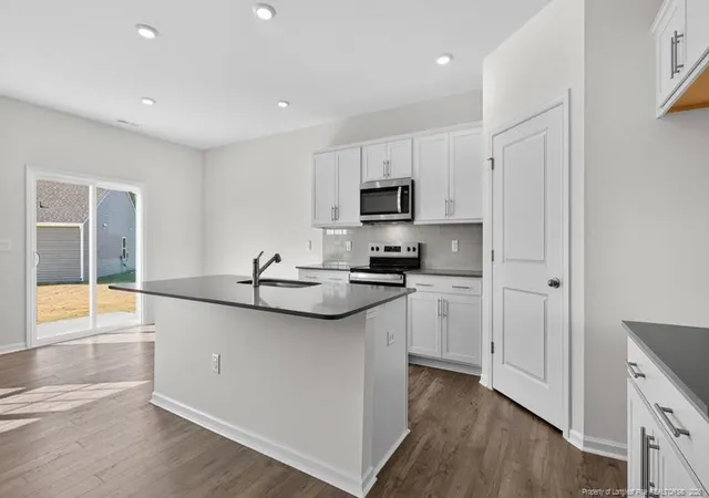 Photo 5 of Single Family Residence at 1137 Shoreline Dr, Vass, NC 28394 | MLS# 762089 |  | Sold on 2026-07-24