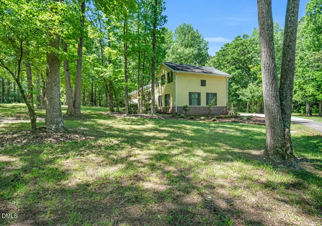 Photo 5 of Single family home for sale at 23 Turkey Crk Trl, Pittsboro, NC 27312 | MLS# 10166720 | Listing updated on 2026-07-18