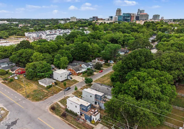Photo 1 of Single family home for sale at 1321 S Bloodworth St, Raleigh, NC 27601 | MLS# 10165335 | Listing updated on 2026-09-30