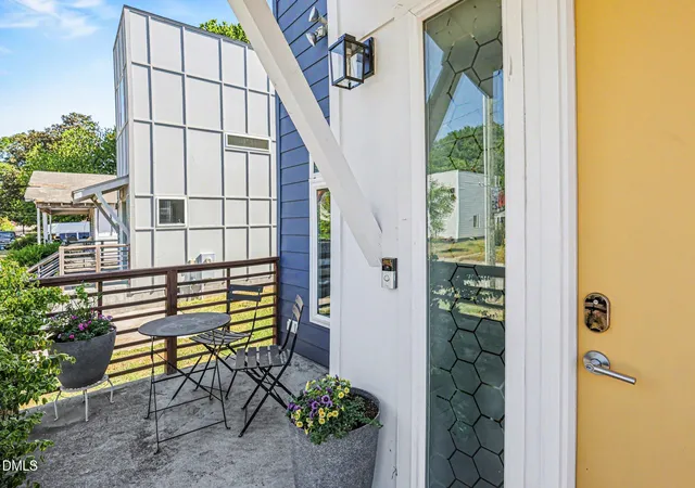 4th image of 1321 S Bloodworth St, Raleigh, NC 27601 | MLS# 10165335