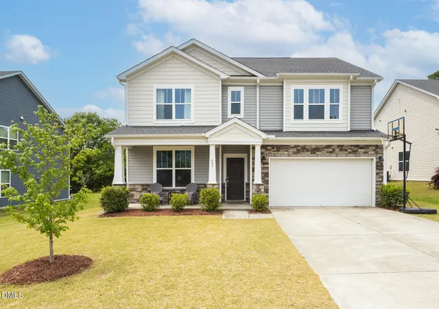 Photo 3 of Sale Pending at 409 Pacific Hts Rd, Knightdale, NC 27545 | MLS# 10165718 | Listing updated on 2026-08-30