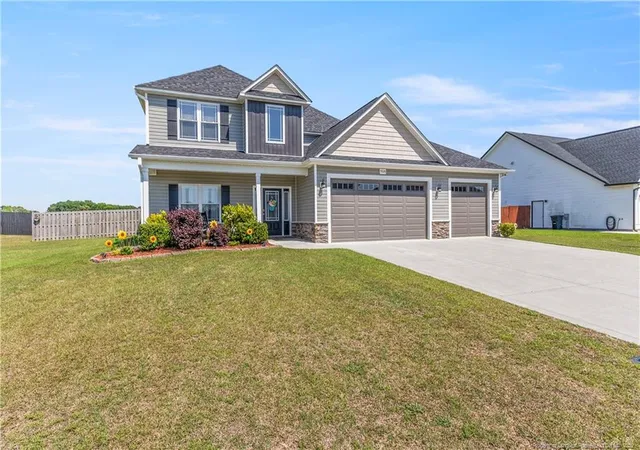 2nd image of 5528 Mountain Run Dr, Hope Mills, NC 28348 | MLS# 761999