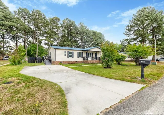 Photo 3 of Single Family Residence at 2707 Lowlander Dr, Raeford, NC 28376 | MLS# 762124 |  | Sold on 2026-06-22