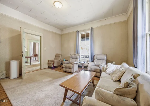 Photo 3 of Single family home for sale at 205 E Front St, Oxford, NC 27565 | MLS# 10165947 | Listing updated on 2026-09-29