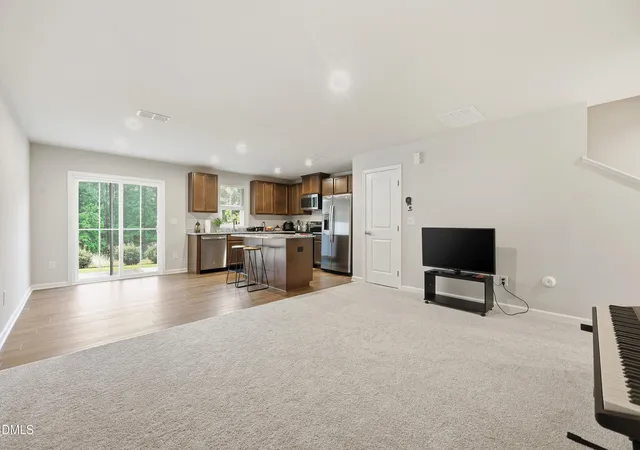5th image of 6608 Gibraltar Rock Dr, Raleigh, NC 27610 | MLS# 10167036