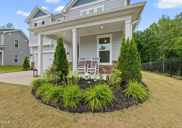 Photo 3 of Single family home for sale at 2234 Crestwood Ridge Dr, Durham, NC 27704 | MLS# 10165884 | Listing updated on 2026-07-20