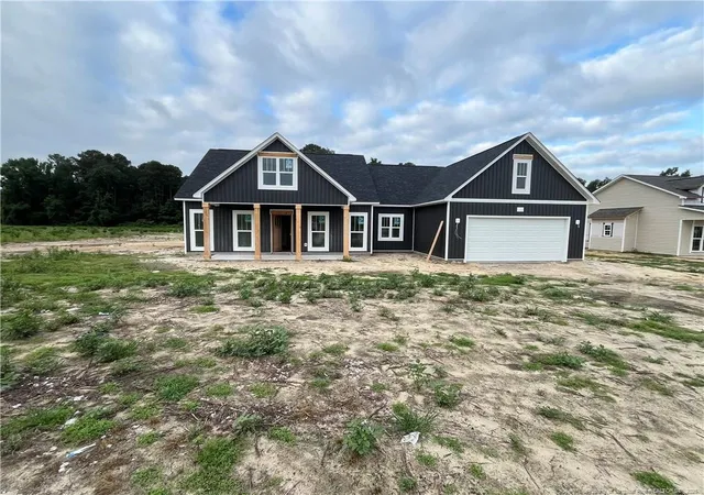 Homes for sale in St. Pauls, NC | 3309 Nc 20 Hwy, St. Pauls, NC 28384 | MLS# 761941