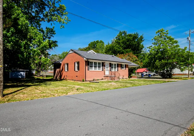 2nd image of 502 S 6th Ave, Siler City, NC 27344 | MLS# 10168291
