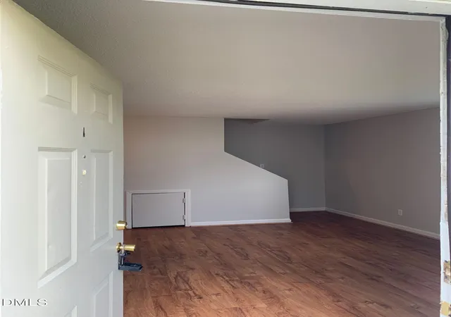 2nd image of 1427 Cherrycrest Dr, Durham, NC 27704 | MLS# 10178436