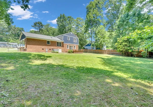 Photo 2 of Single family home for sale at 610 Se Maynard Rd, Cary, NC 27511 | MLS# 10165738 | Listing updated on 2026-07-27