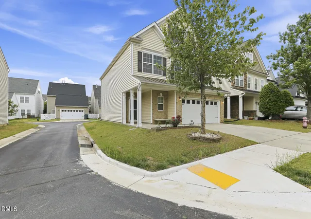Photo 3 of Single family home for sale at 119 Station Dr, Morrisville, NC 27560 | MLS# 10165739 | Listing updated on 2026-09-10
