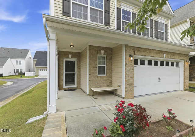 Photo 4 of Single family home for sale at 119 Station Dr, Morrisville, NC 27560 | MLS# 10165739 | Listing updated on 2026-09-10