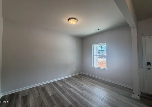 Photo 4 of Single family home for sale at 304 Allegheny Dr, Sanford, NC 27330 | MLS# 10165816 | Listing updated on 2026-09-17