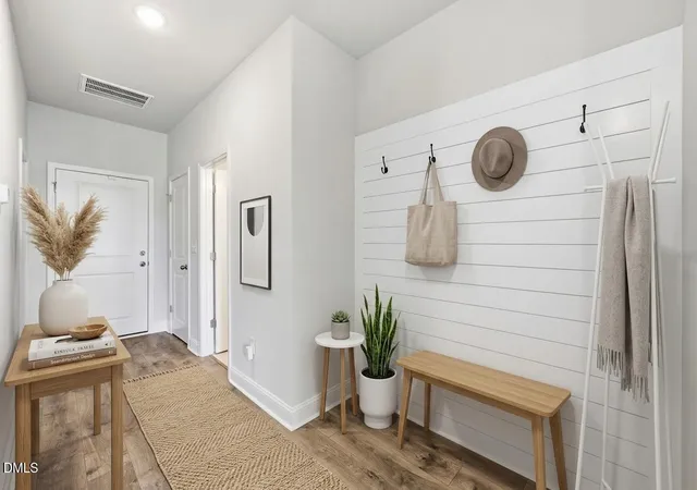 Photo 4 of Townhouse for sale at 507 Gateway Townes Blvd, Wake Forest, NC 27587 | MLS# 10167621 | Listing updated on 2026-08-19