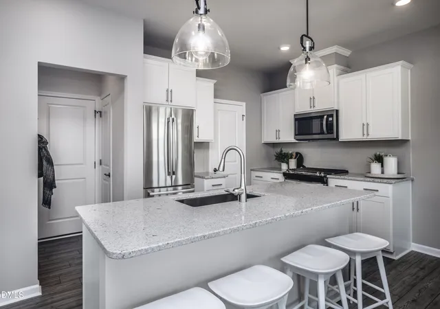 Photo 4 of Sale Pending at 279 Ravenscraig Park Pl, Raleigh, NC 27603 | MLS# 10165832 | Listing updated on 2026-07-18