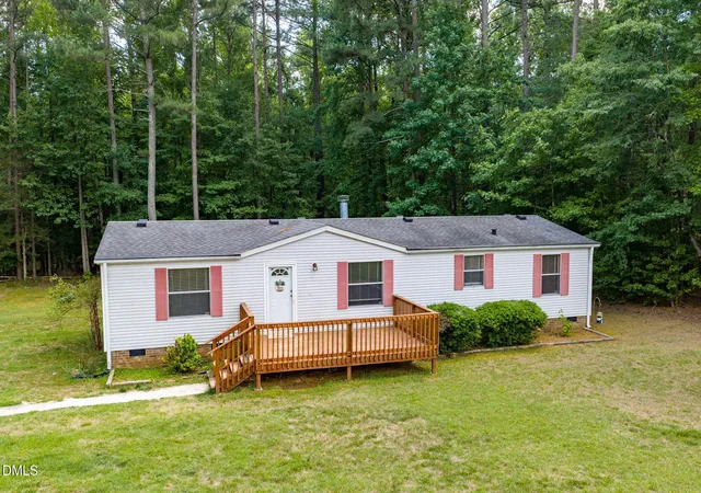 3rd image of 1232 Plum Nutty Rd, Henderson, NC 27537 | MLS# 10174360
