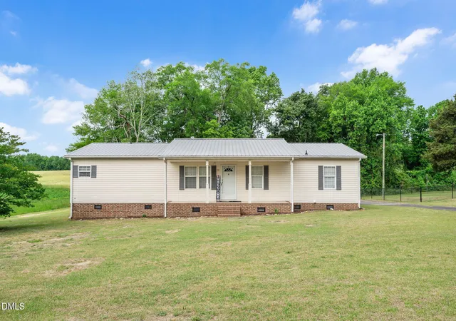 Photo 1 of Manufactured home for sale at 795 Patterson, Broadway, NC 27505 | MLS# 10165939 | Listing updated on 2026-09-28