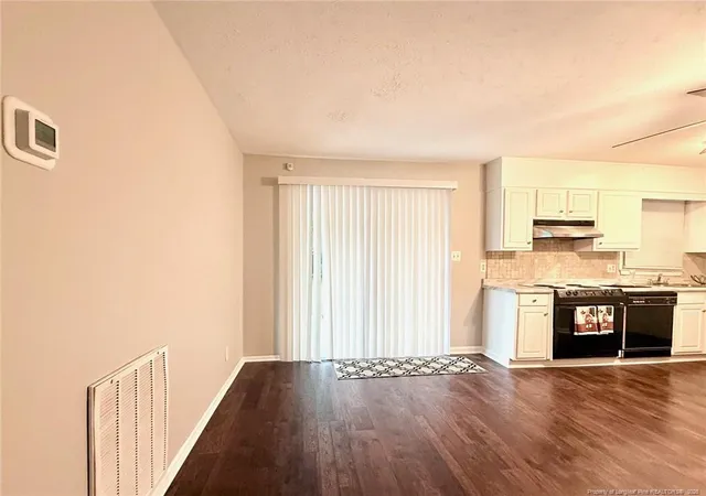 Photo 4 of Sale Pending at 7300 Hyannis Dr, Fayetteville, NC 28304 | MLS# 762248 | Listing updated on 2026-07-18