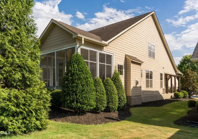 Photo 2 of Single family home for sale at 820 Lemongrass Ln, Wake Forest, NC 27587 | MLS# 10166869 | Listing updated on 2026-09-10