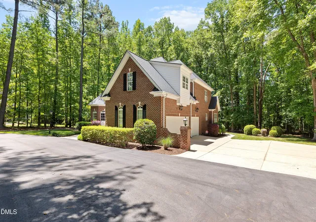 Photo 3 of Single Family Residence at 3909 Britt Dawn Ln, Zebulon, NC 27597 | MLS# 10167009 | | Sold on 2026-08-18