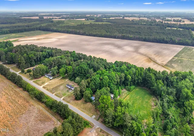 Homes for sale in Faison, NC | 3237 E Darden Rd, Faison, NC 28341 | MLS# 10166135