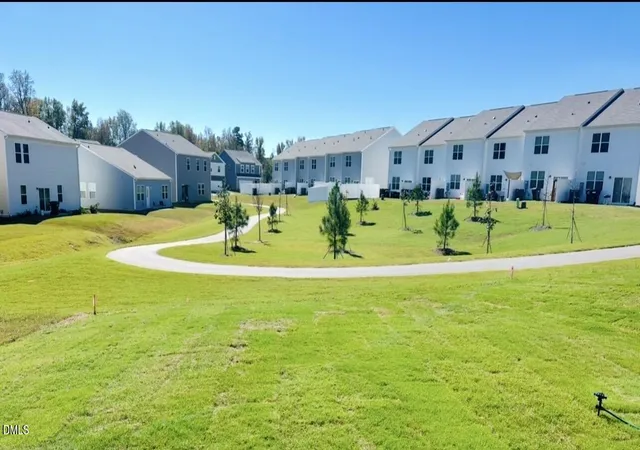 5th image of 105 Valvanos Wy, Clayton, NC 27520 | MLS# 10166076