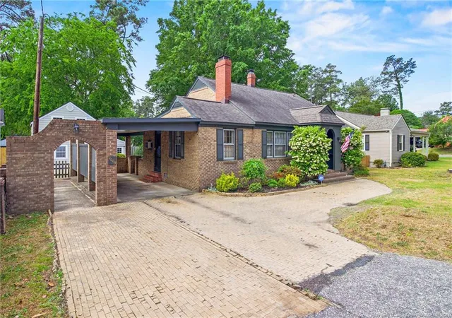 3rd image of 2009 Morganton Rd, Fayetteville, NC 28305 | MLS# 761762