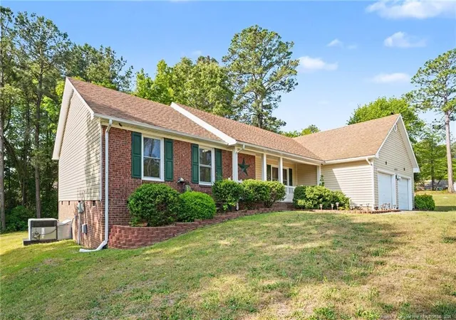 Photo 2 of Single family home for sale at 5777 Senoma Pl, Fayetteville, NC 28314 | MLS# 761963 | Listing updated on 2026-09-21