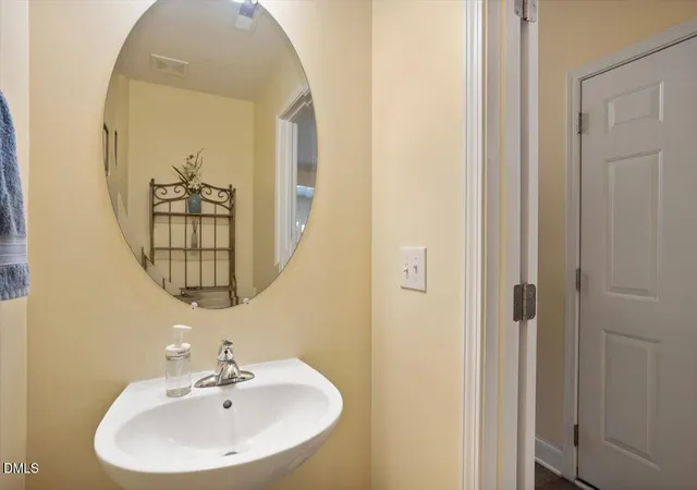 4th image of 4369 Bethel Park Dr, Raleigh, NC 27610 | MLS# 10166205